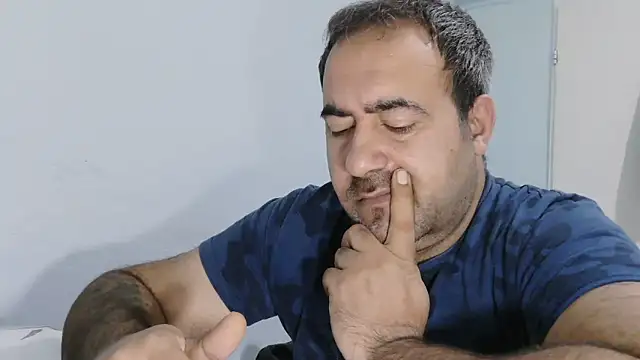 big_snakee live sex cam