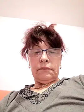 flymyrya123's cam snapshot