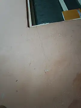 Chinki_pande's cam snapshot