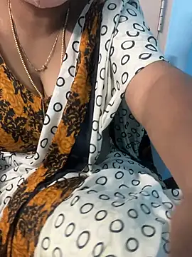 monal_95's cam snapshot