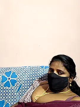 siri_tamiltelugu's cam snapshot