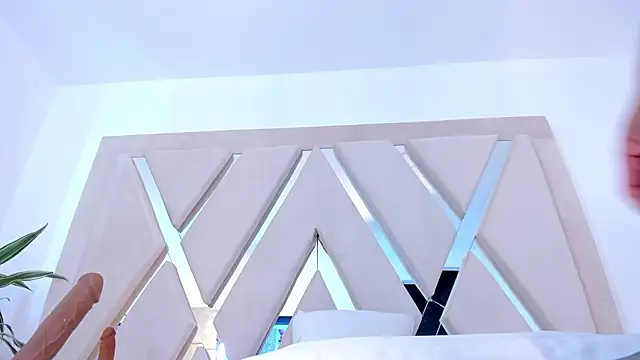 ellamontoya's cam snapshot