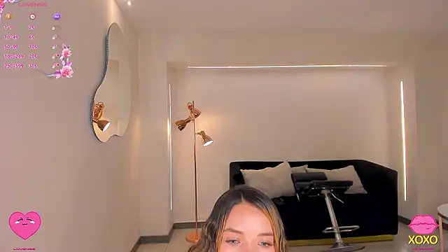 LisaFlowers_'s cam snapshot