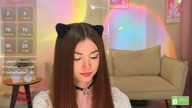 oliviaah_'s cam snapshot