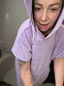 MarlaFknSinger's cam snapshot