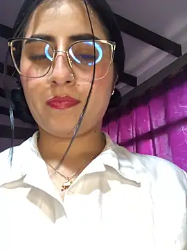 Natasha-Naughty-'s cam snapshot