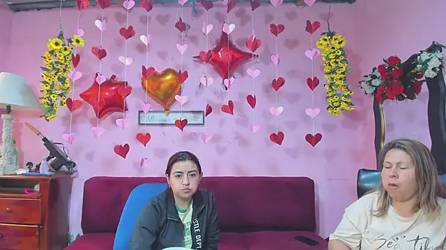 lesbiancuple's cam snapshot