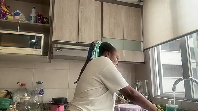 ChocolateCakeQueen's cam snapshot