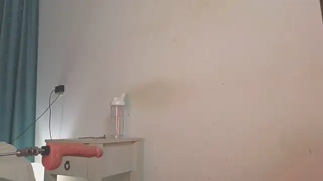 AudreyMell live sex cam