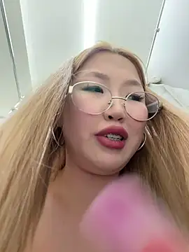 Aiko_Yumi live sex cam