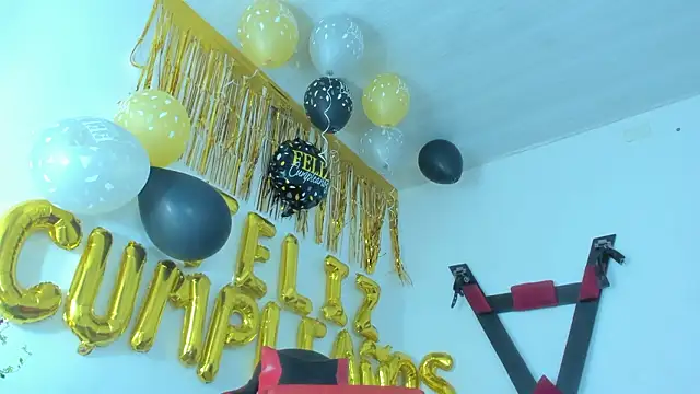 Steven_and_Camilo18's cam snapshot