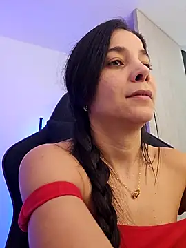 miaeyes live sex cam