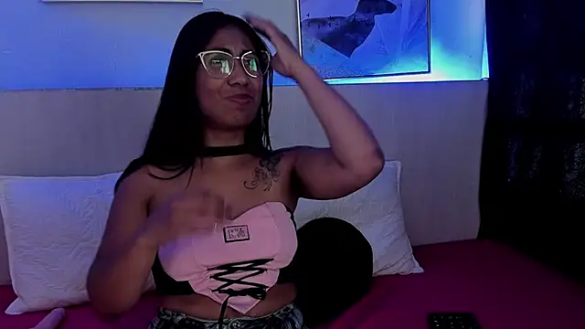 CassandraBrown_'s cam snapshot