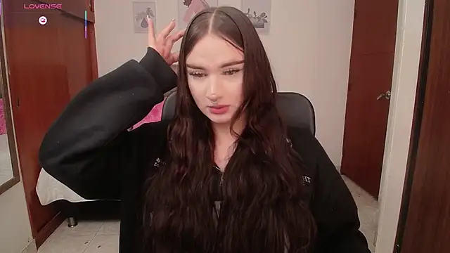 Miley_Baker live sex cam