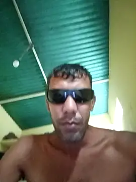 UnreadyChutzpa live sex cam