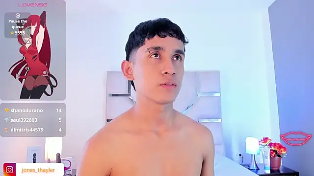 Thayler_jones live sex cam