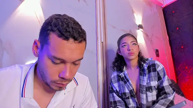 Aron_and_molly live sex cam