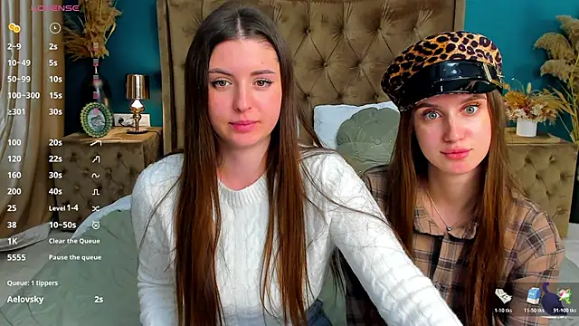 ElzaJons's cam snapshot