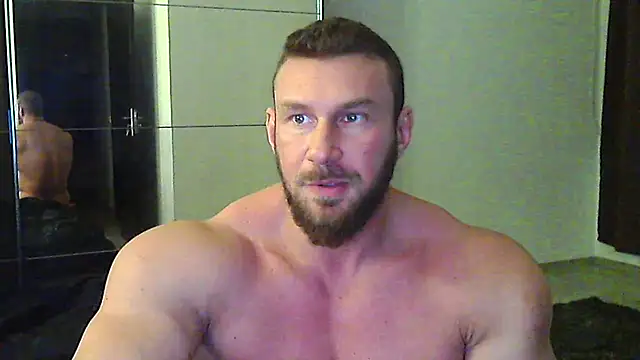 muscularkevin live sex cam