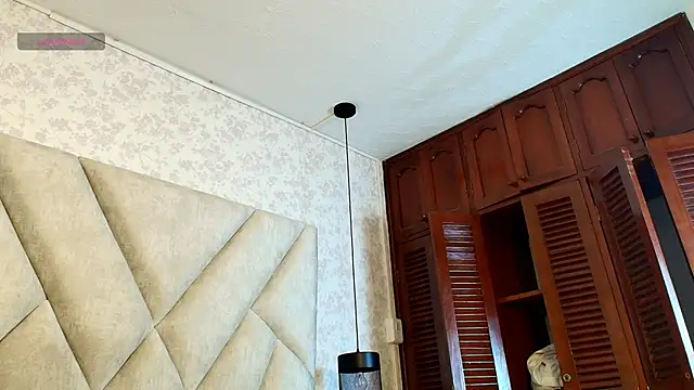 AmbarRaj's cam snapshot