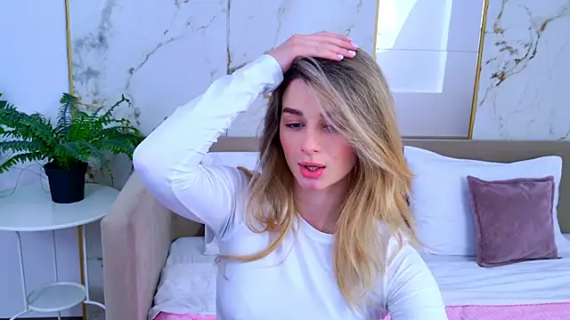 SweetyLicky's cam snapshot