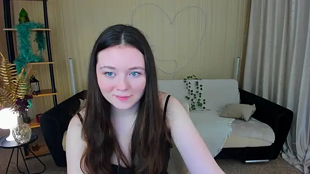 AlluringLookk's cam snapshot