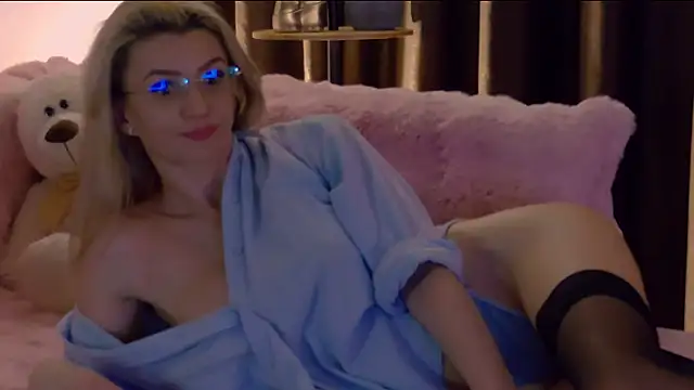 TinaHarley's cam snapshot