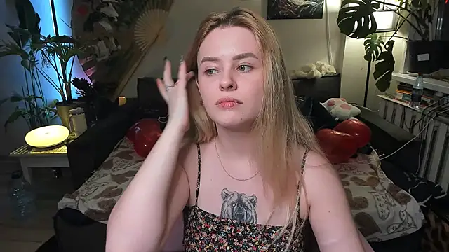 Alexa_Pirs's cam snapshot