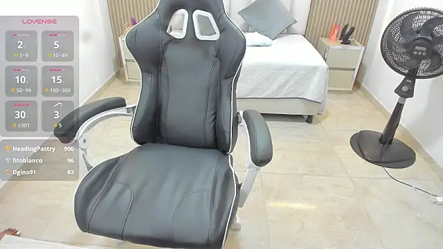 Zulema_hamdi's cam snapshot