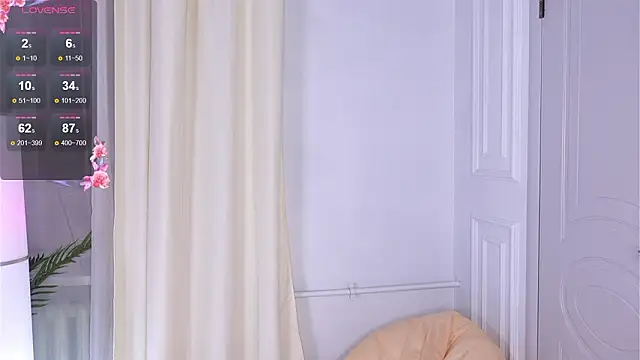 NyxBlonde's cam snapshot