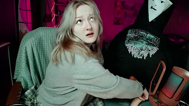 raingurl's cam snapshot