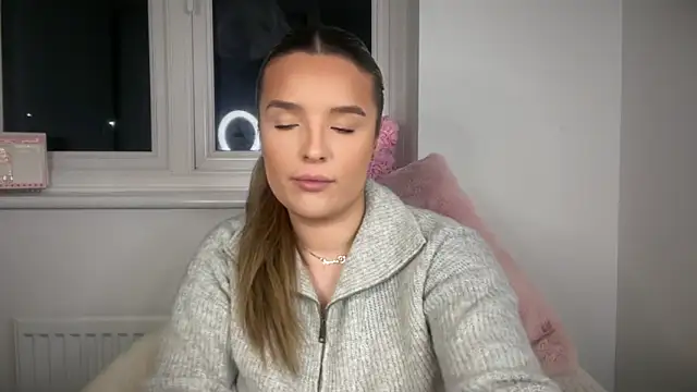 maisiesmithx live sex cam