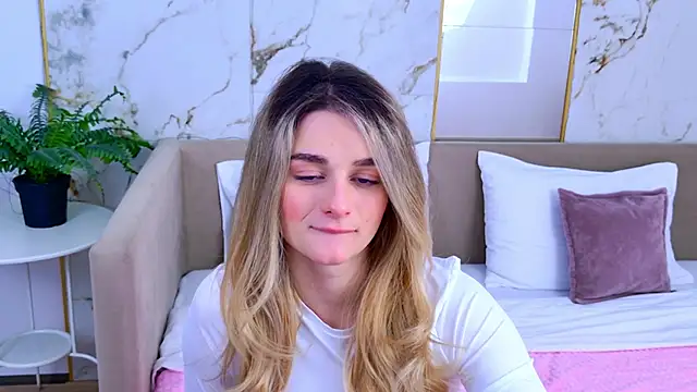 SweetyLicky's cam snapshot