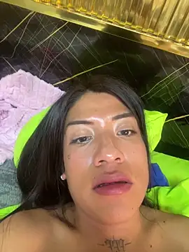 tranycamii live sex cam