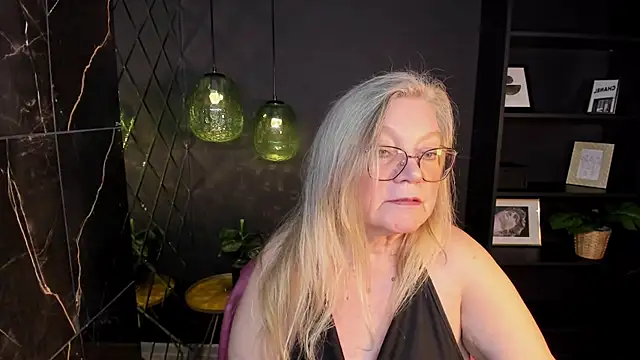 NataliMellow's cam snapshot