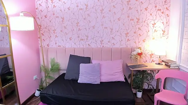 taylor_bennet's cam snapshot