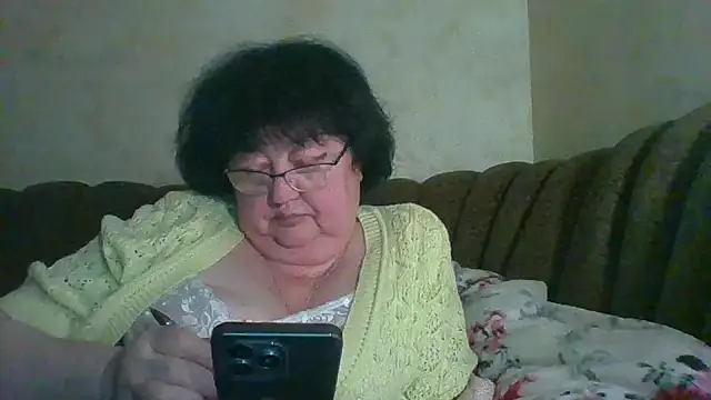 MilaSky5303's cam snapshot