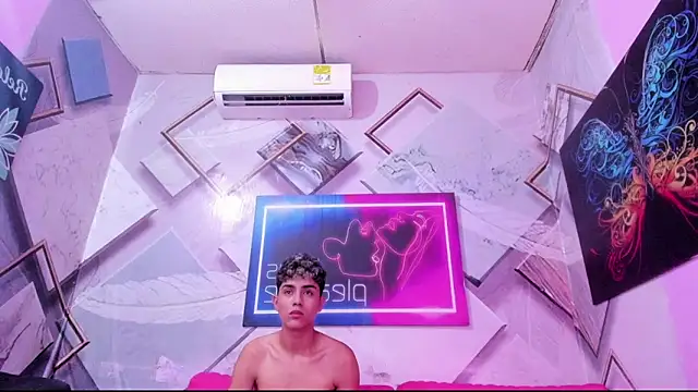 Roman_cute live sex cam