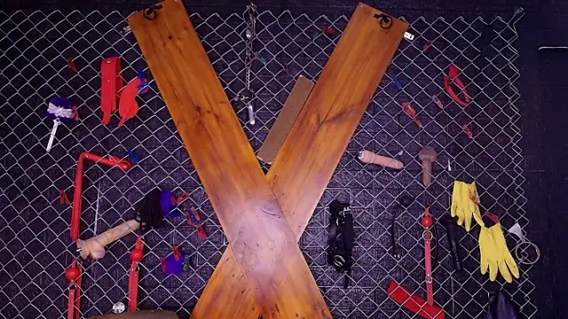 Miss_Juliett_bdsm's cam snapshot