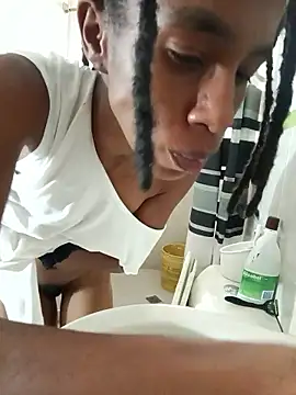 africa_deluxe's cam snapshot