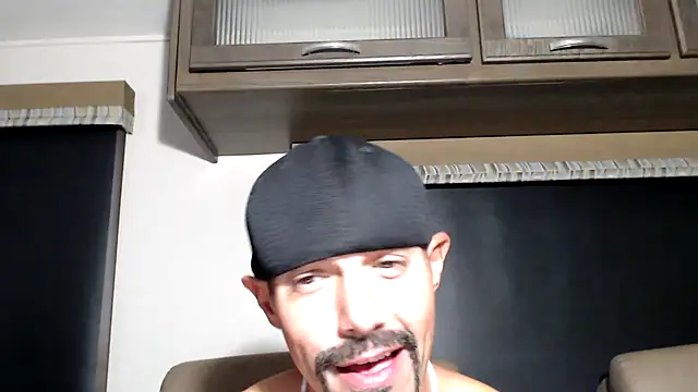 ThickD2C live sex cam