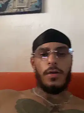 liyamjunior's cam snapshot