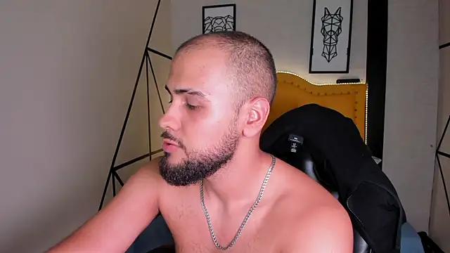 Marcus_Soler live sex cam