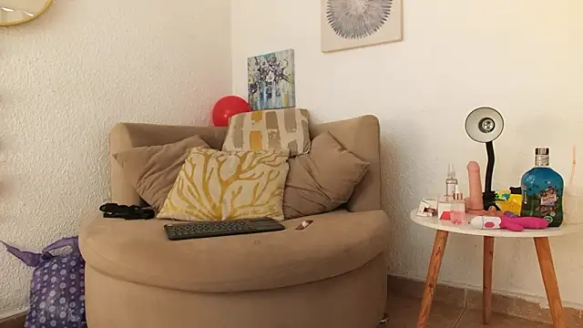 CarolineAikos's cam snapshot