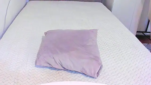 liloneforyou's cam snapshot