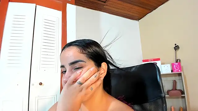 Violetta_0's cam snapshot