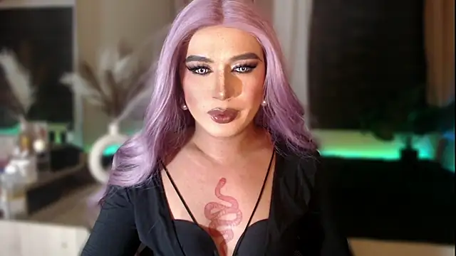 mslilly_croft's cam snapshot