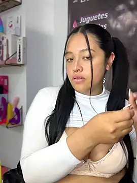 -Mia1's cam snapshot