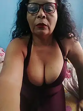 Amarantha25's cam snapshot