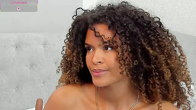 Amelia_bss's cam snapshot